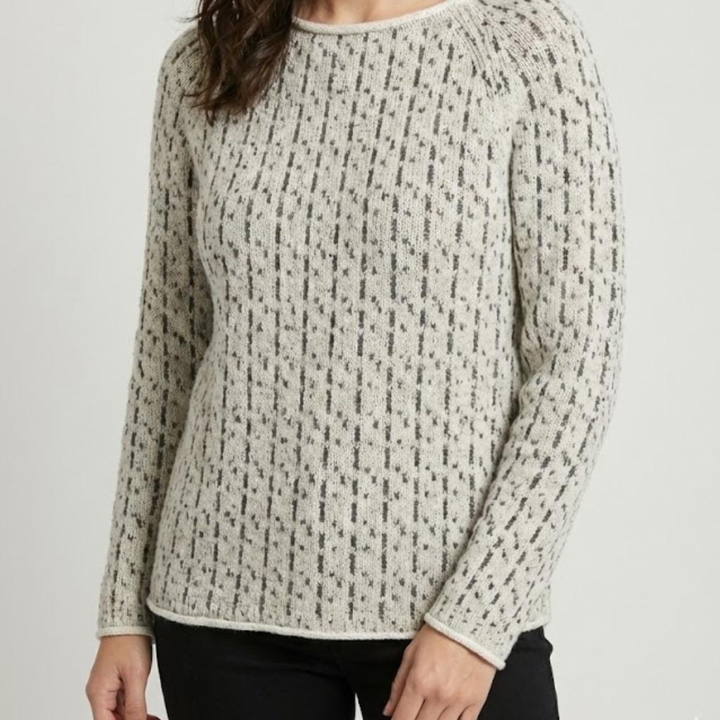 Grey Knitted Sweater Crafted from a Wool-Viscose Blend