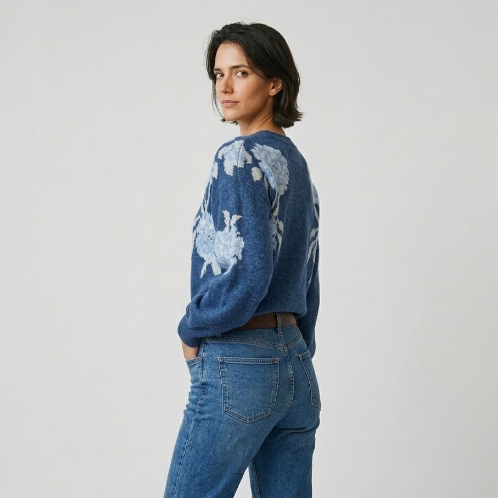 Floral Pattern Knitted Sweater in Acrylic-Cotton Blend