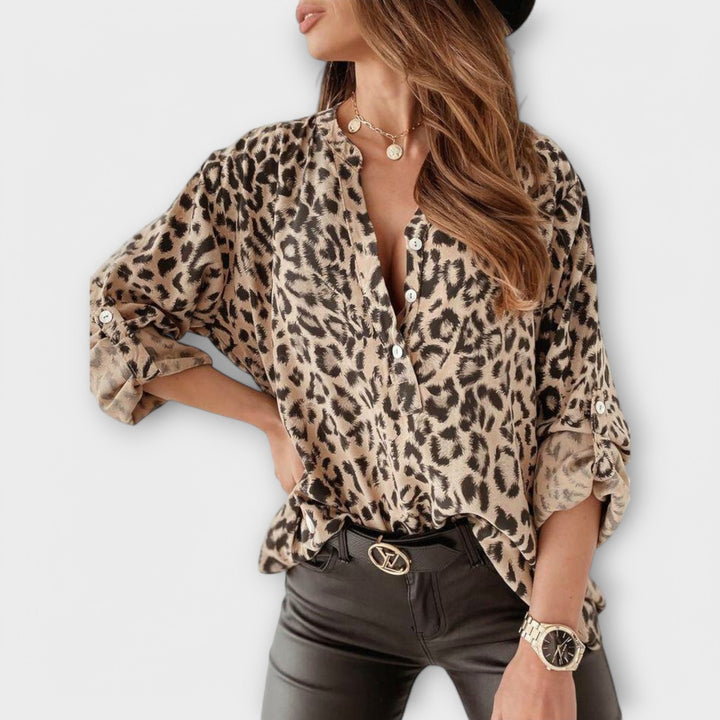 Iara - Modern Leopard Print Blouse
