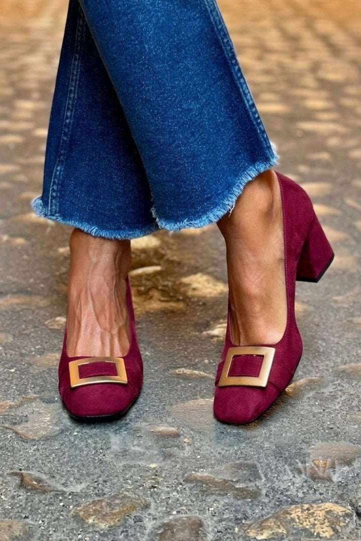 Kazimira - Blue Shoes