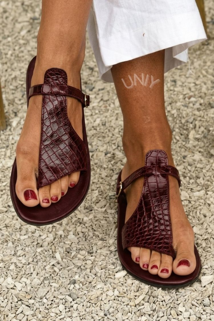 Celia - Chic Sandal Collection