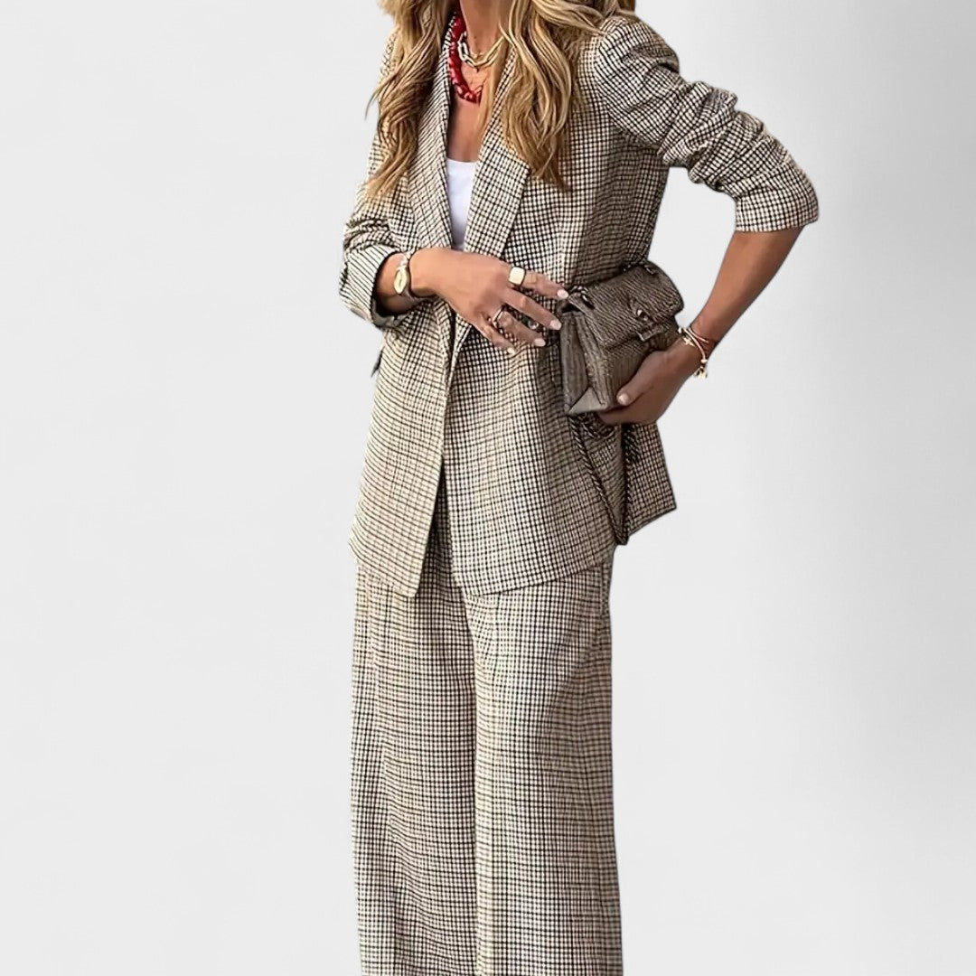 Carlota - Elegant Style