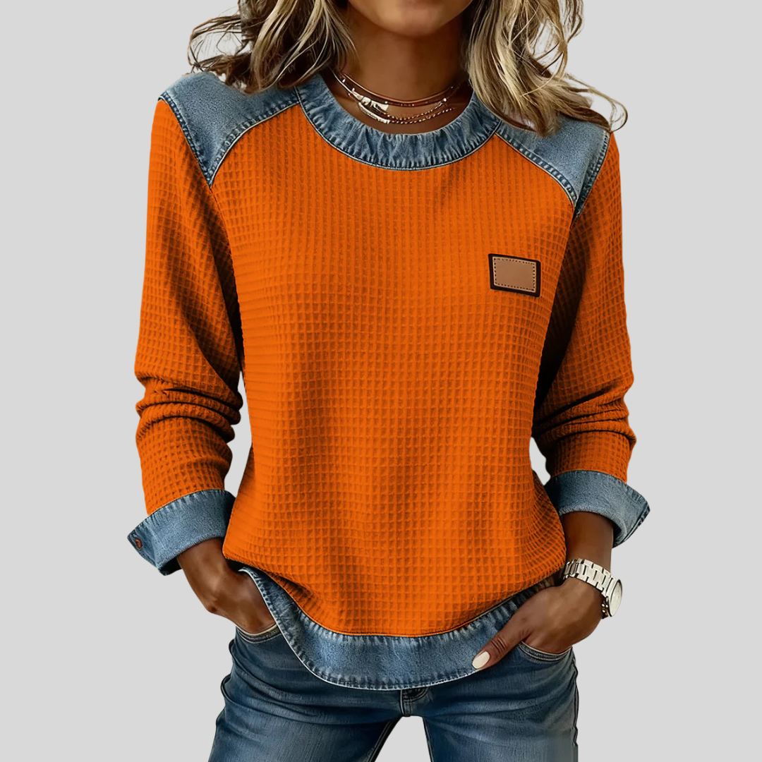 Diede | Athletic Top with Bold Contrast Details