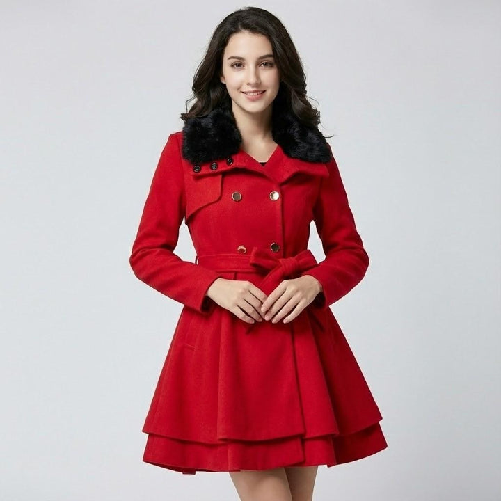 Chic Fitted Winter Coat with Luxurious Soft Collar
