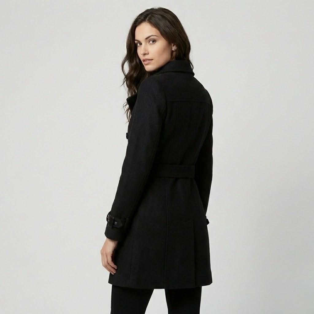 Urban-Style Fitted Wool Blend Coat with Structured Design