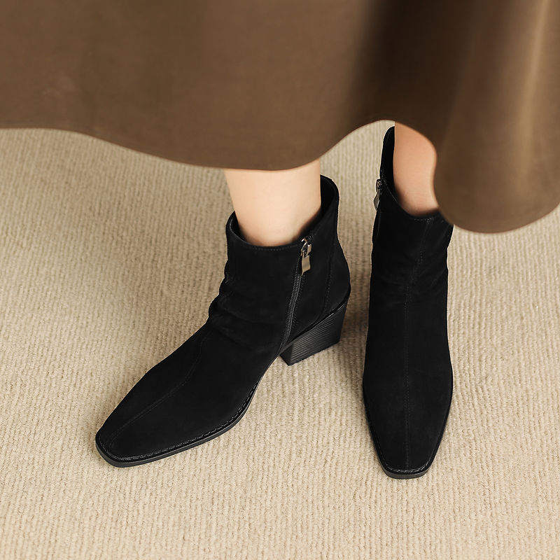 Suede Ankle Boots in Merino Wool
