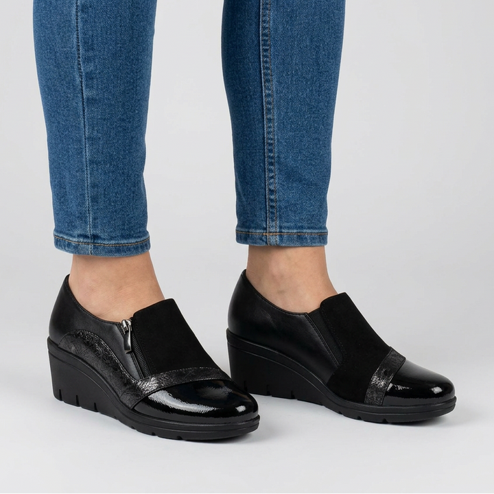 Four-Color Heeled Moccasins