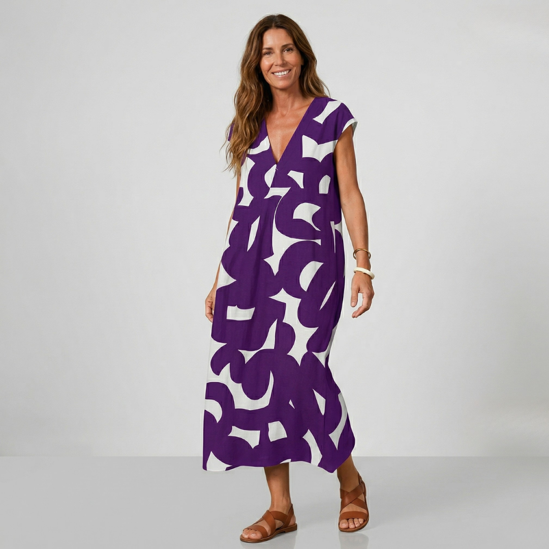 Thetis - Elegant Dress with Delicate Accents