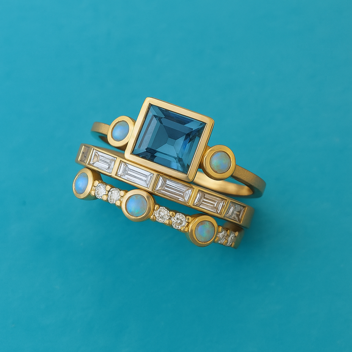 Herta - Vintage Ring Set with Blue Crystal