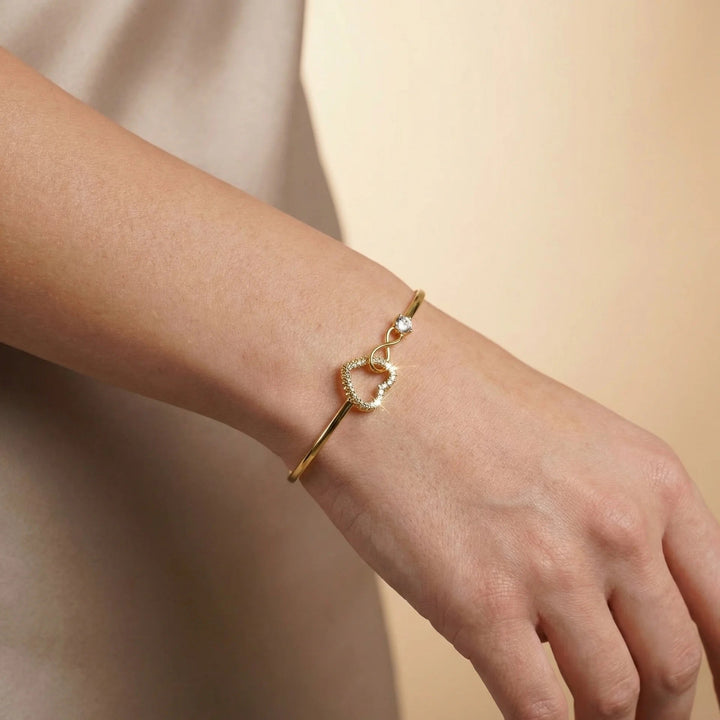 Leni - Heart Bracelet