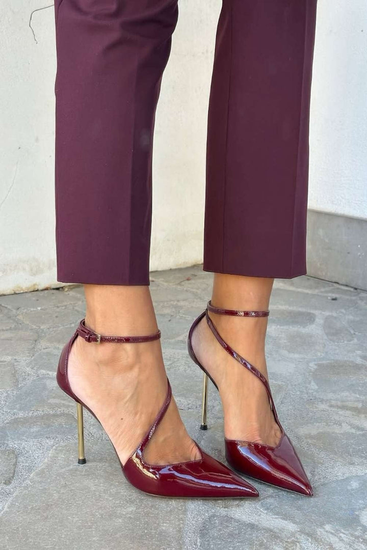 Iolanda - Elegant Black High Heels