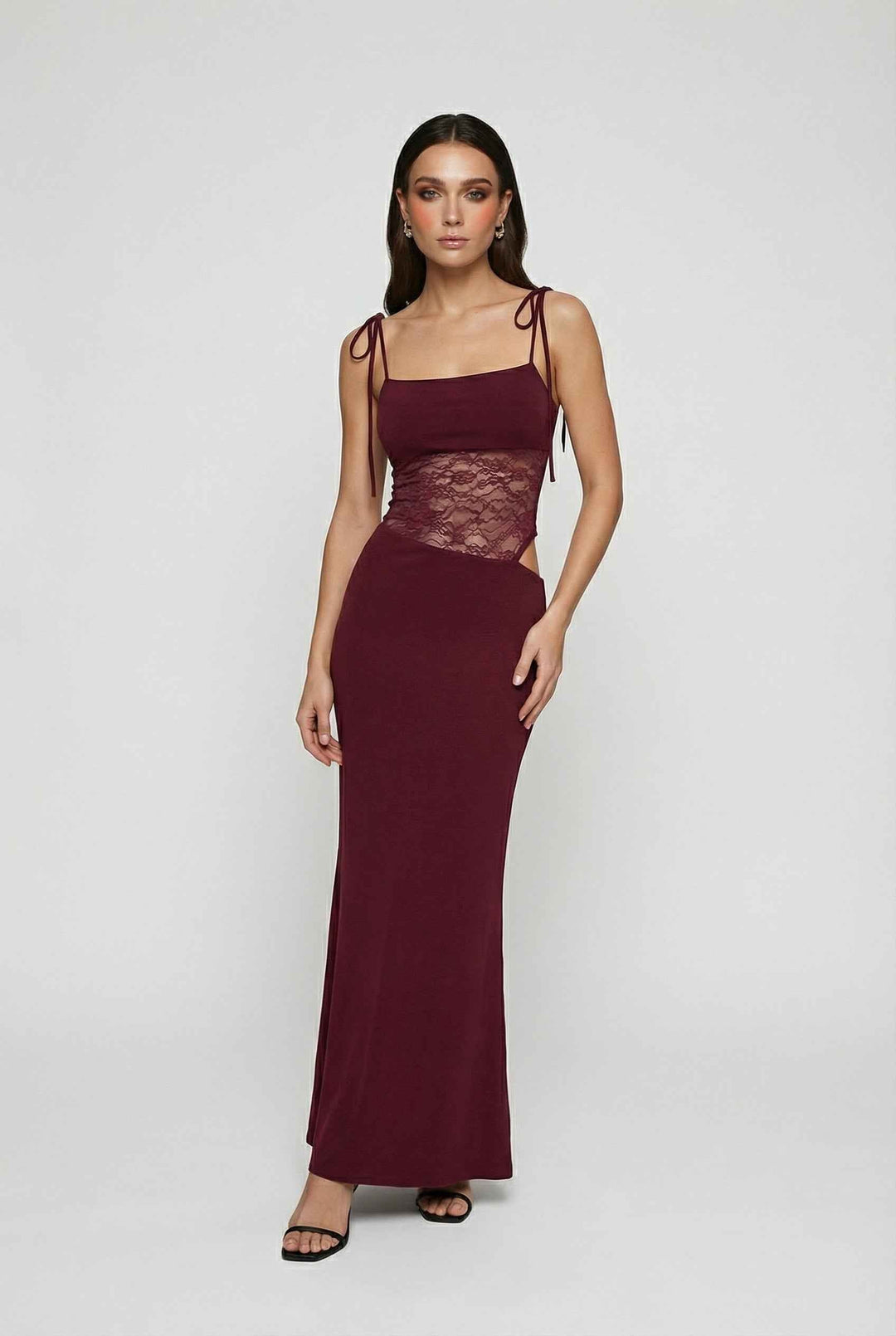 Kamila | Elegant Maxi Dress with Subtle Accents