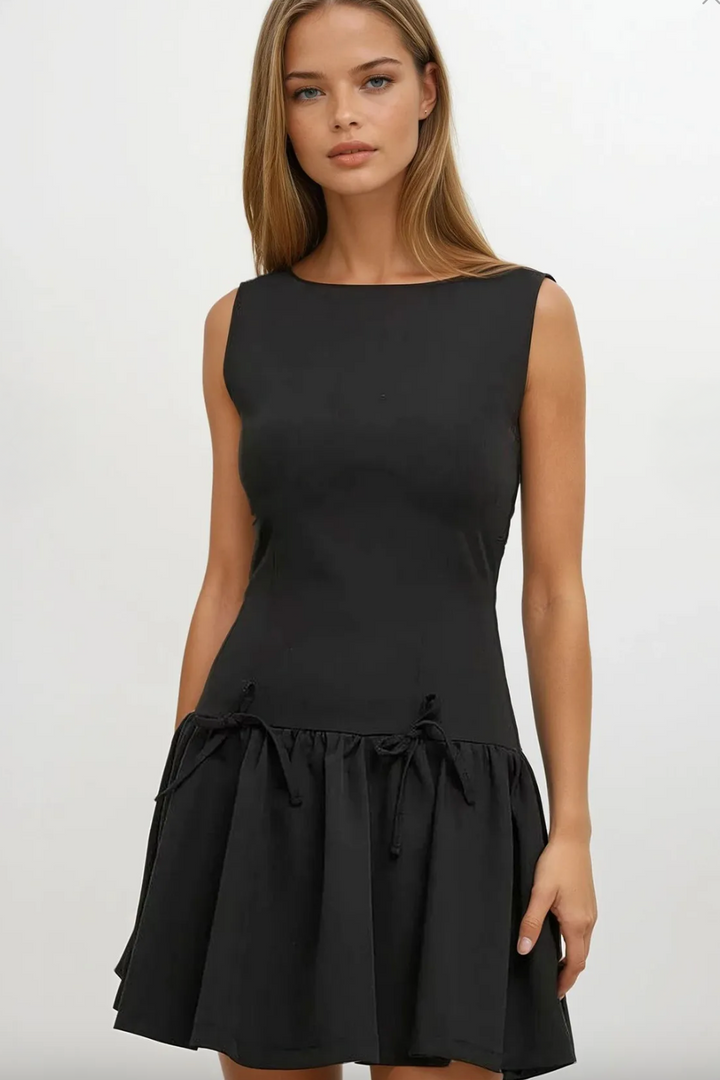Janka | Sophisticated Dress with Tailored Silhouette