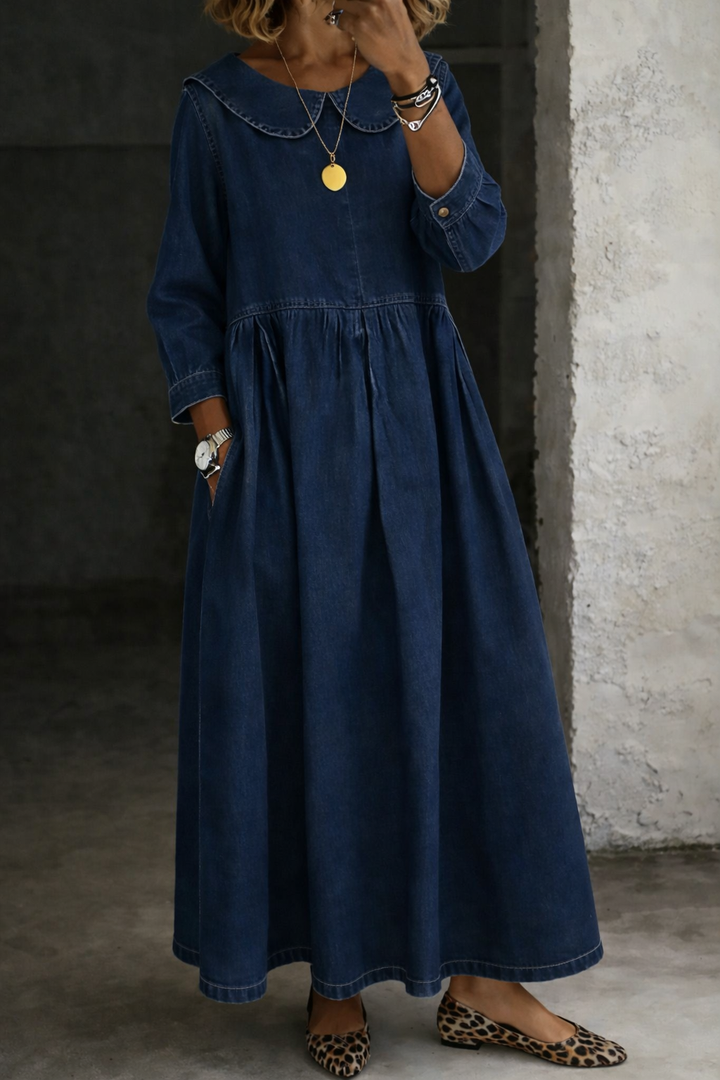 Leonor - Denim Dress Featuring a Charming Peter Pan Collar
