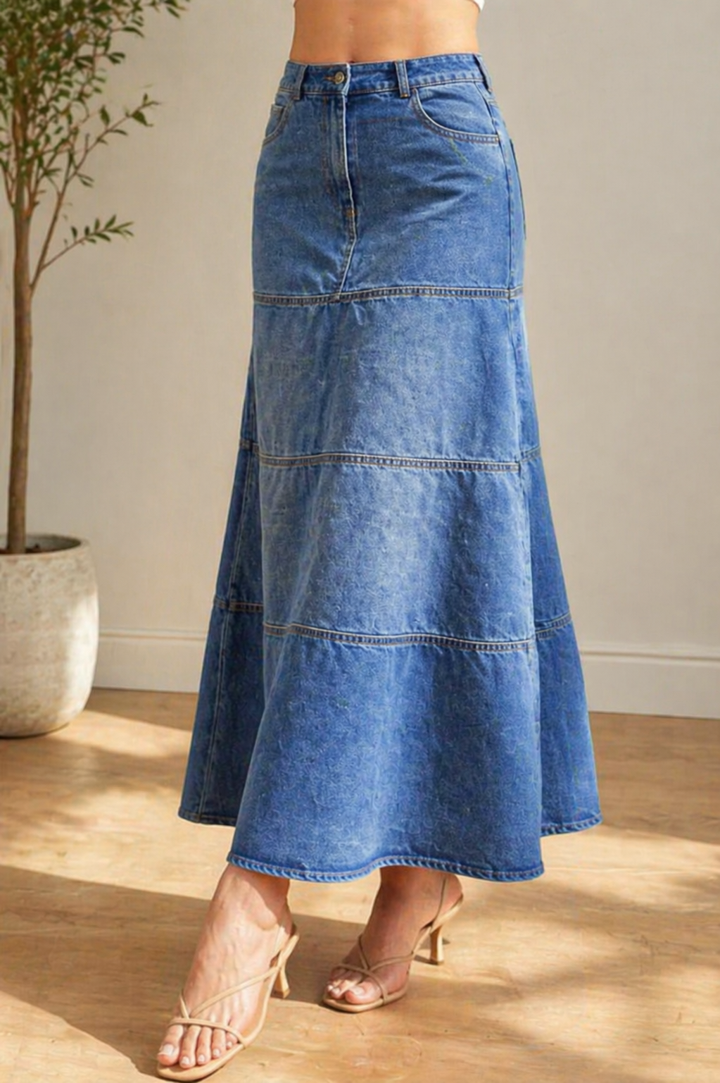 Maria - Classic Mid-Length Denim Skirt