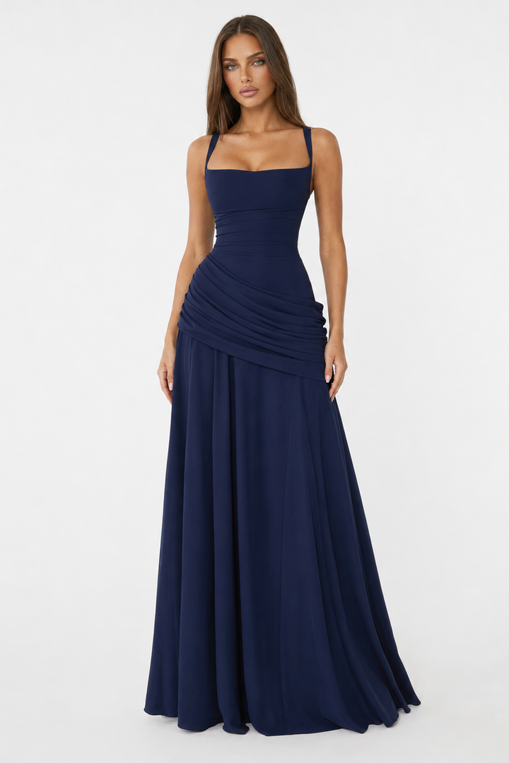 Vera | Maxi Dress Featuring a Gathered Square Neckline