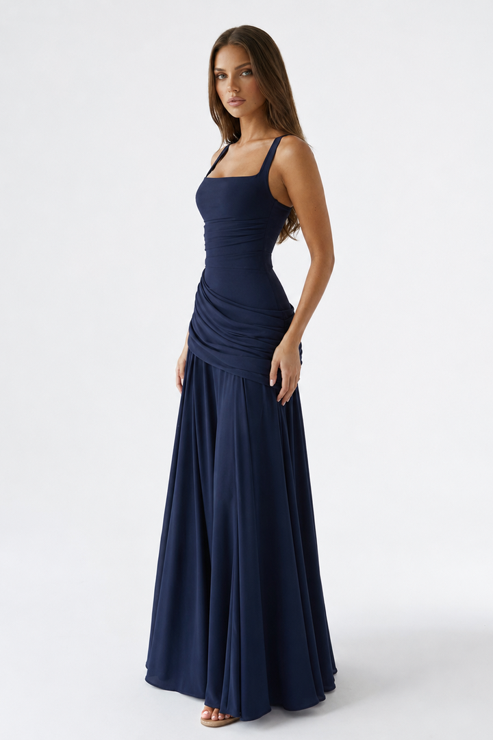 Vera | Maxi Dress Featuring a Gathered Square Neckline