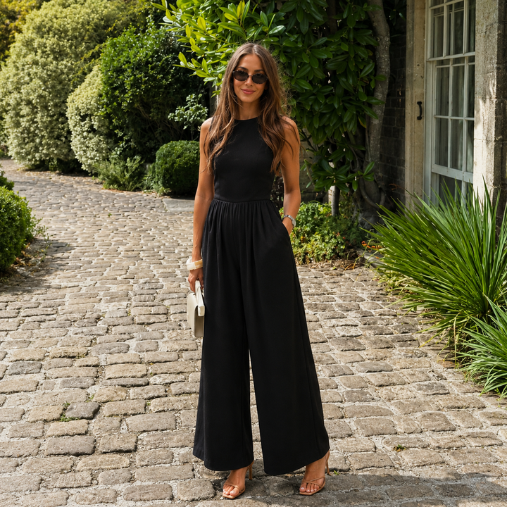 Adriana - Sleeveless Jumpsuit with High Neck and Pockets
