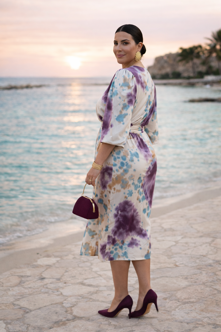 Vila Moura - Dress with V-Shaped Neckline
