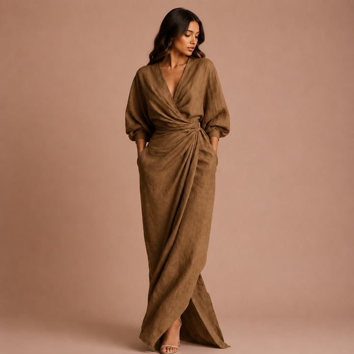 "Julia - Maxi Dress with Minimal Design"