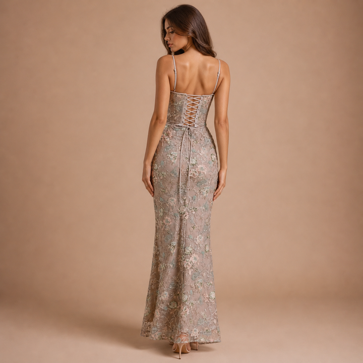 Sara – mermaid dress with embroidered details