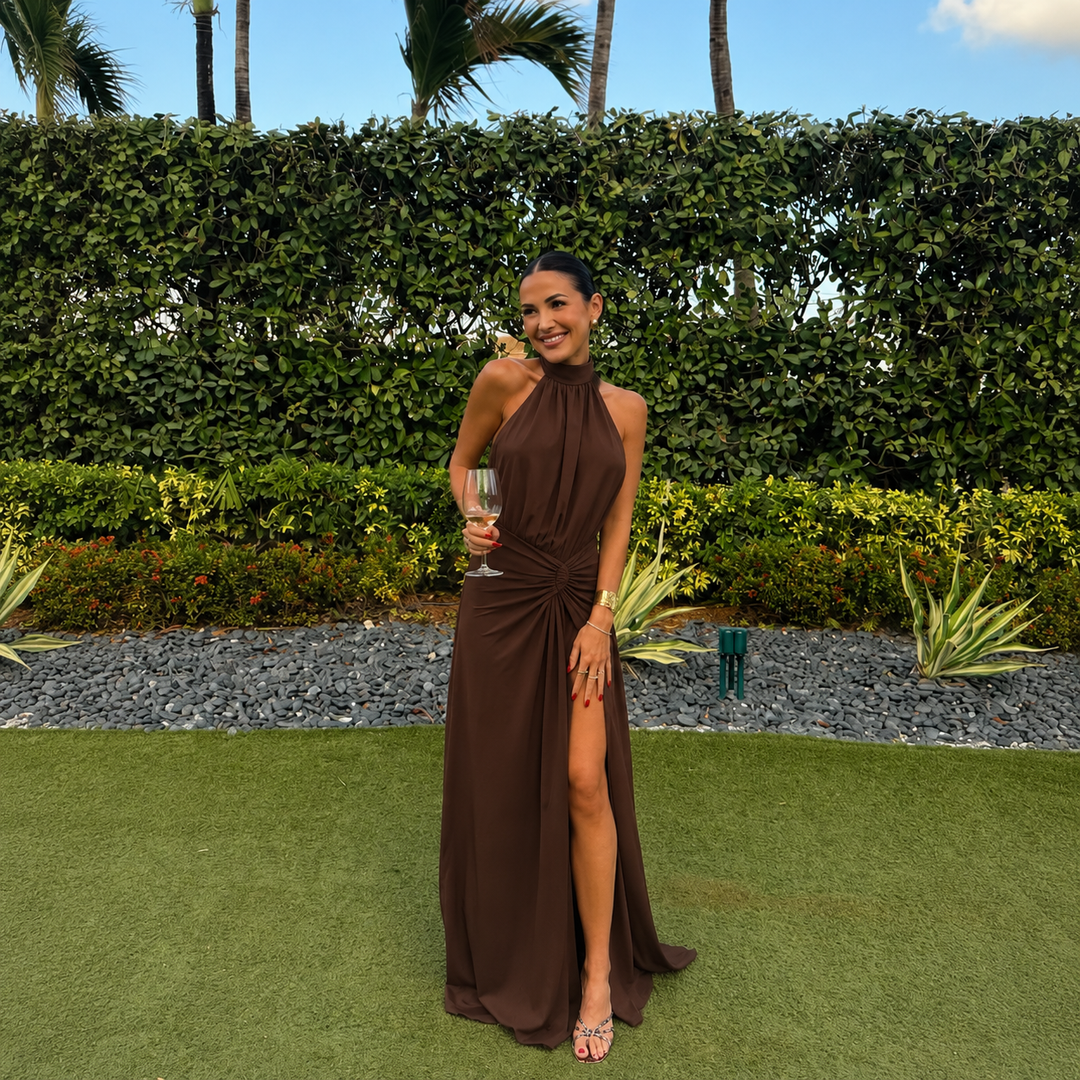 Yolanda - Long dress with off-the-shoulder design and V-neckline