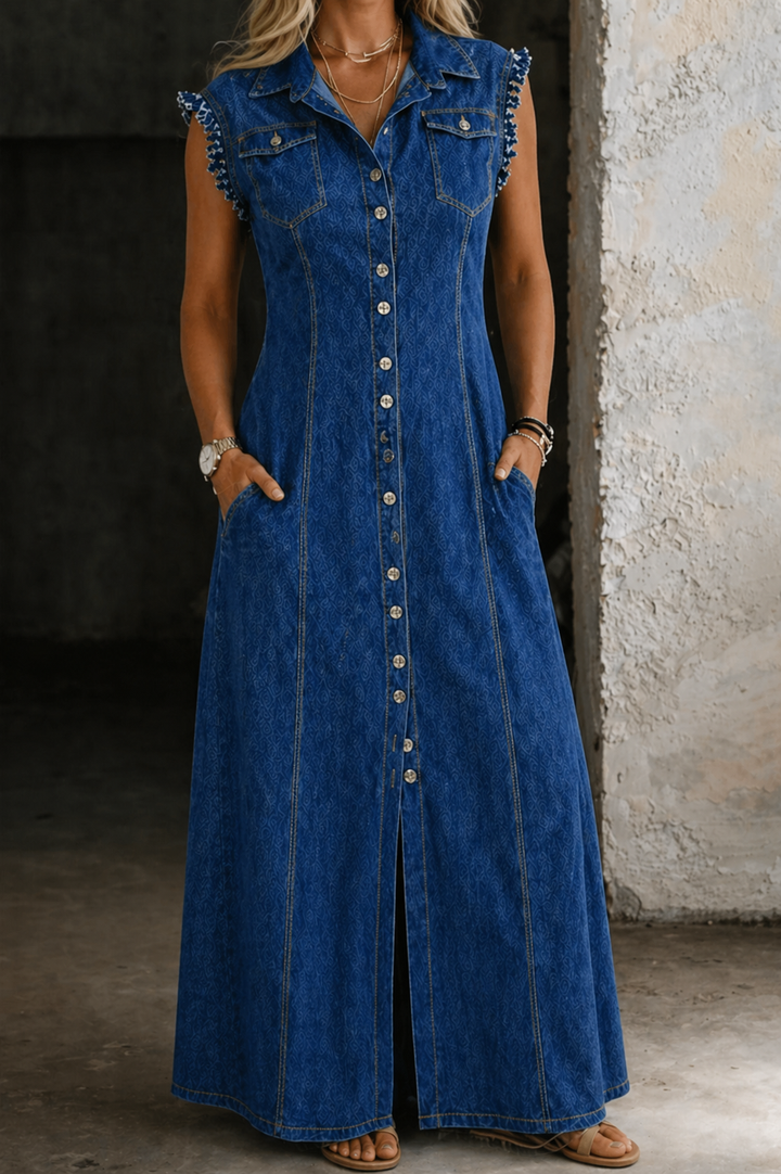 Leonor - Curvy Fit Denim Dress