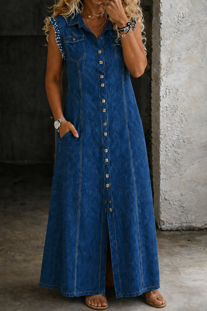 Leonor - Curvy Fit Denim Dress