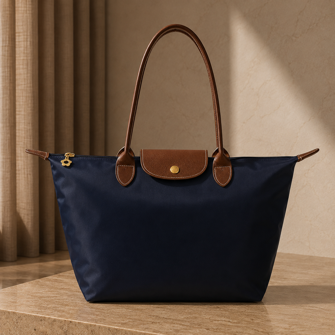 Maria - Elegant Waterproof Handbag with Zip