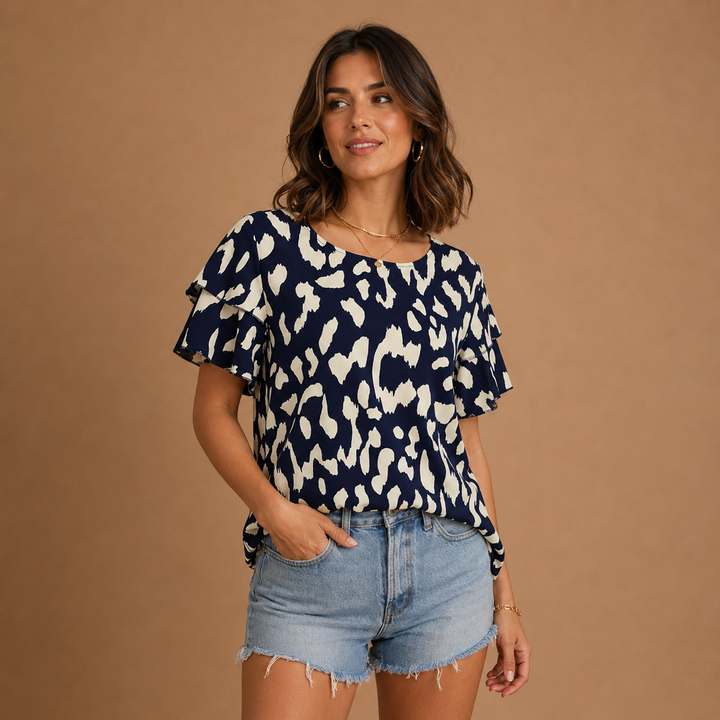 Evelyn - Everyday Top with Round Neckline