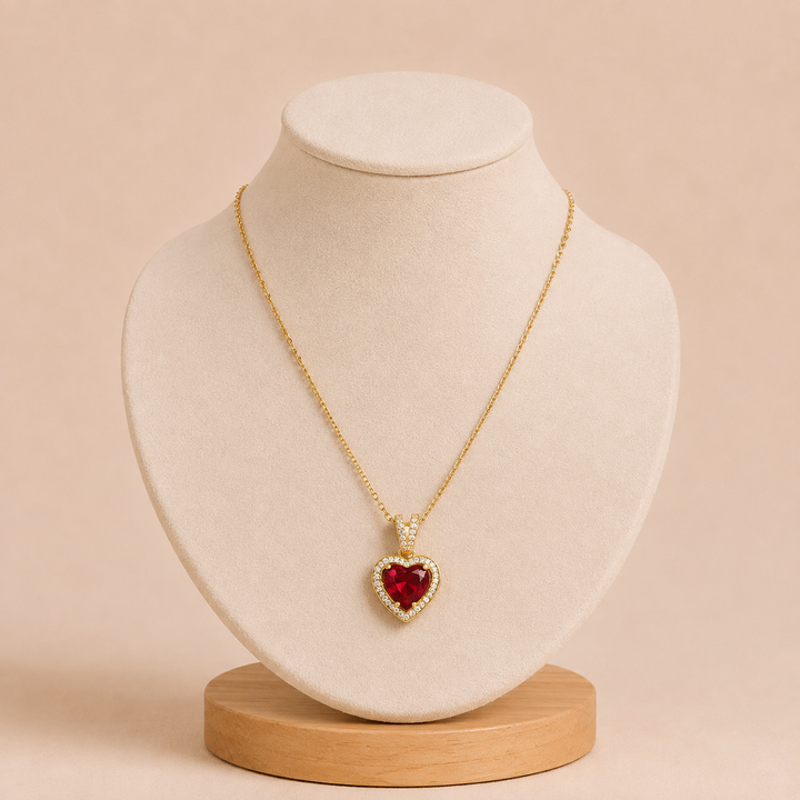 Carmesia Gold Necklace