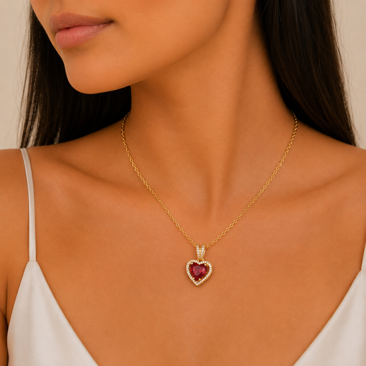 Carmesia Gold Necklace