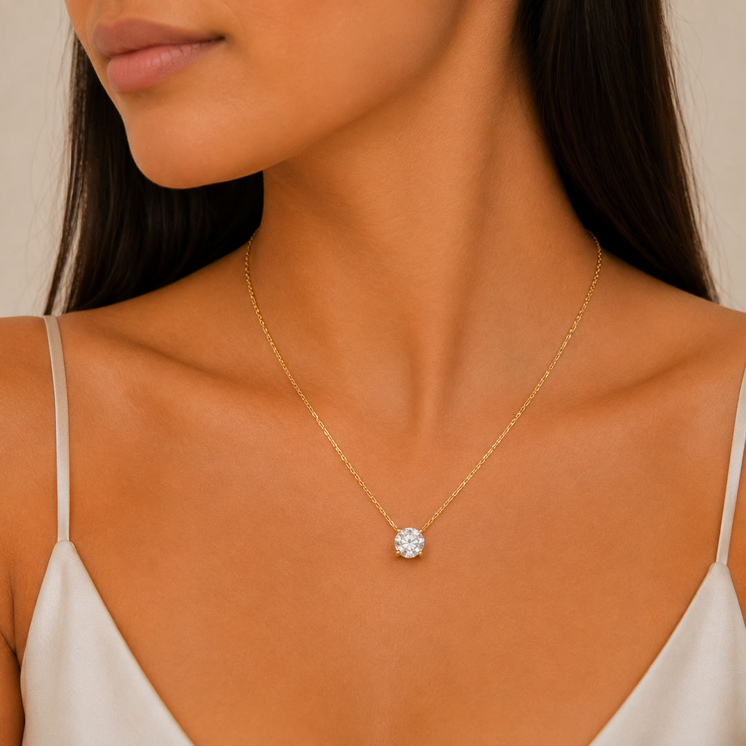 Gold Necklace with Diamonds