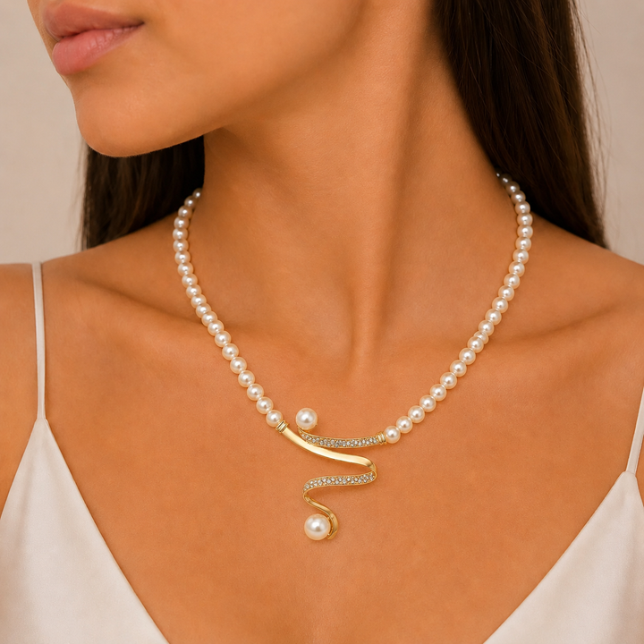 Gift set with natural beads: necklace and earrings