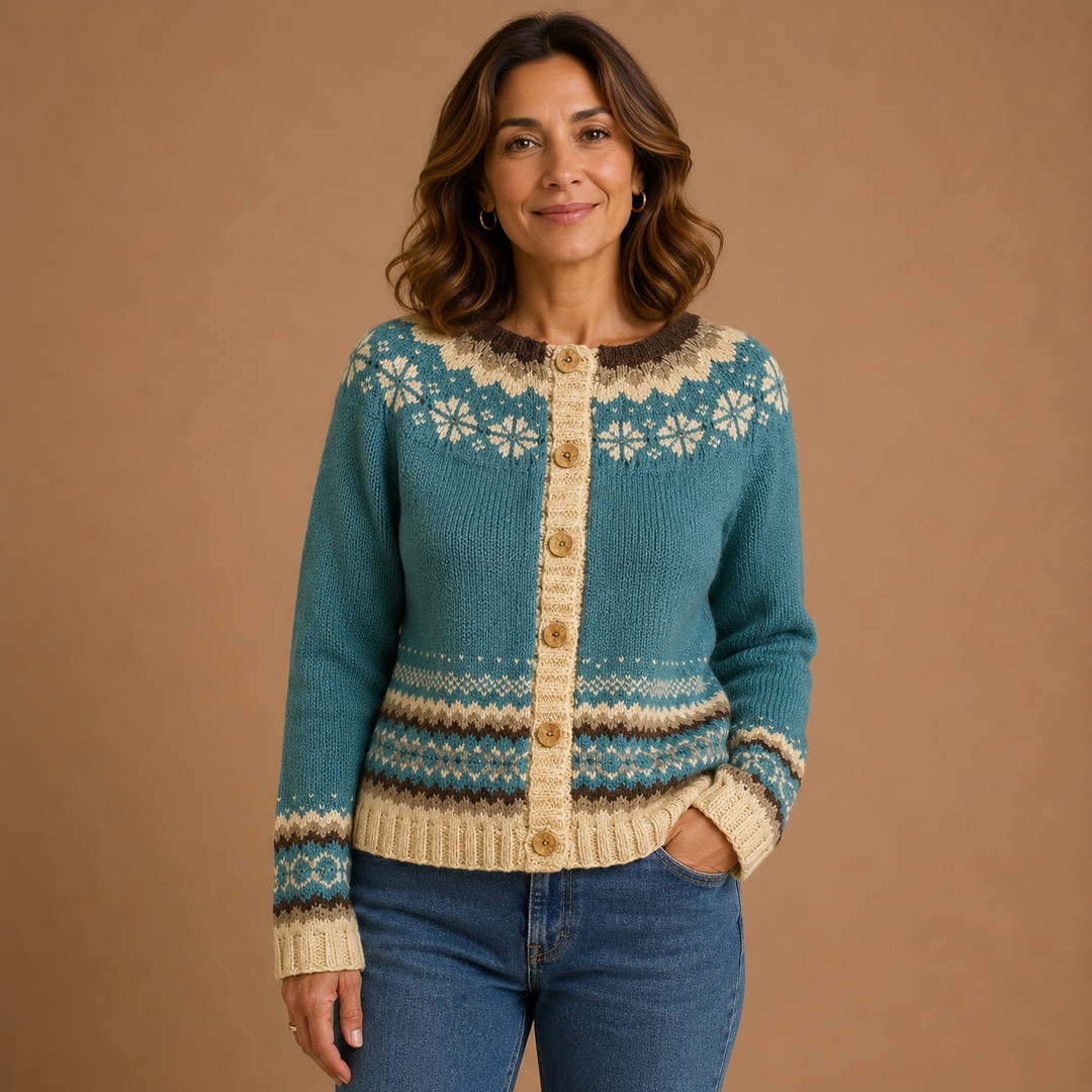 Cassandra | Knitted Cardigan in Vintage Style