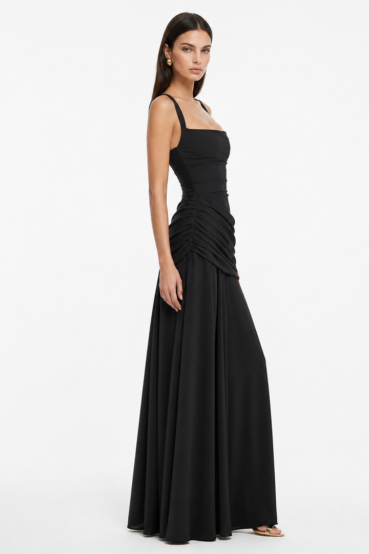 Vera | Maxi Dress Featuring a Gathered Square Neckline