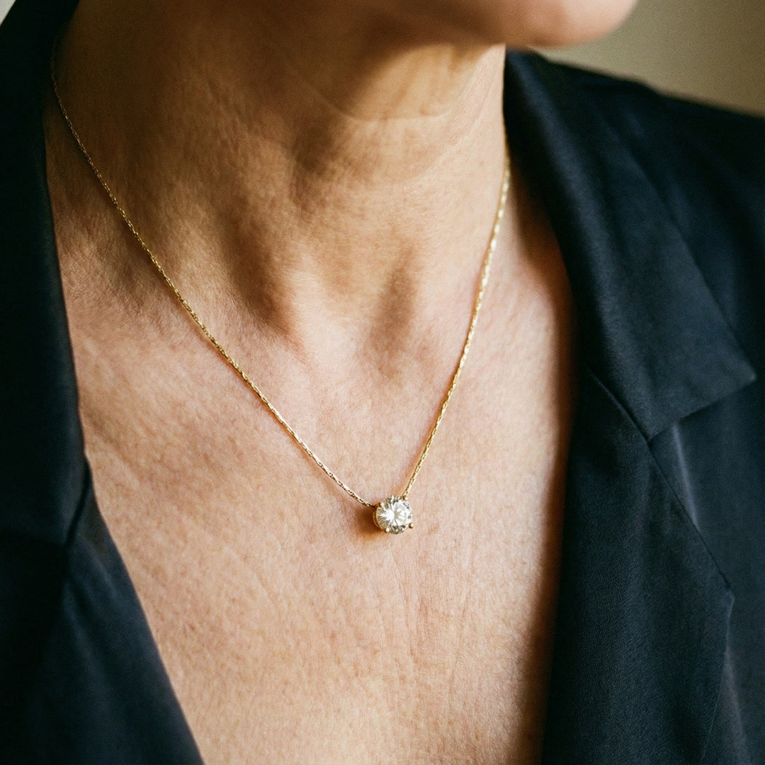 Gold Necklace with Diamonds