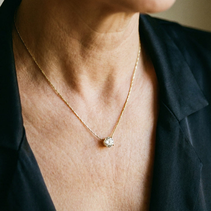 Gold Necklace with Diamonds