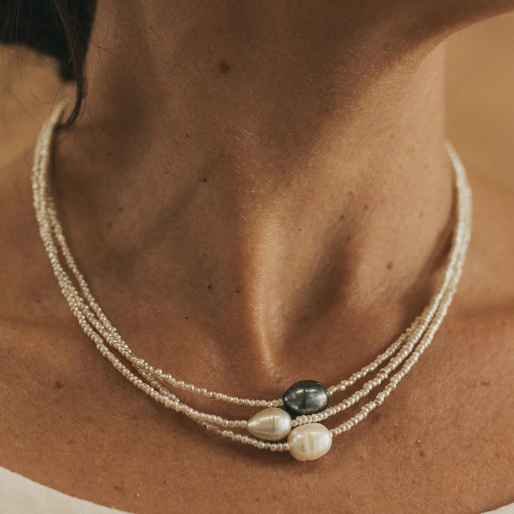Necklace made of natural pearls