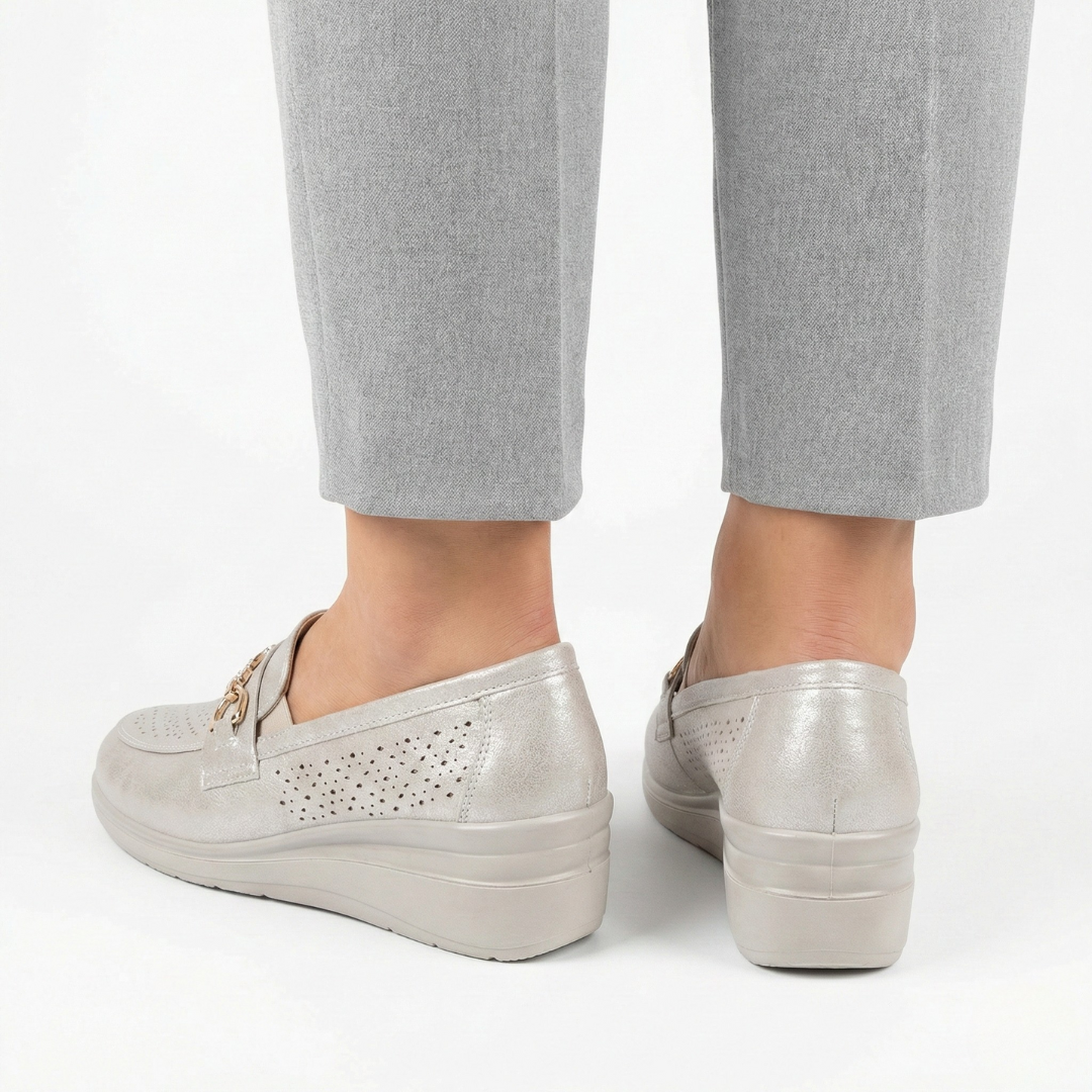 Five Color Options for Stylish Moccasins