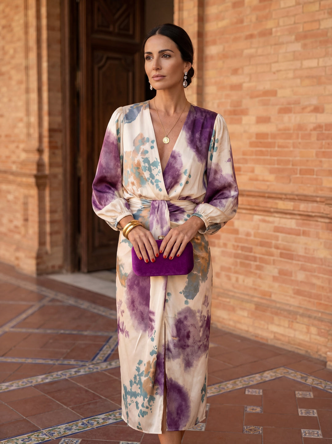 Vila Moura - Dress with V-Shaped Neckline