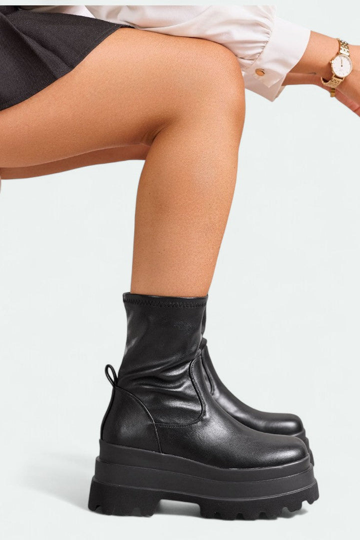 Alexia - Black elastic combat boots with chunky platform