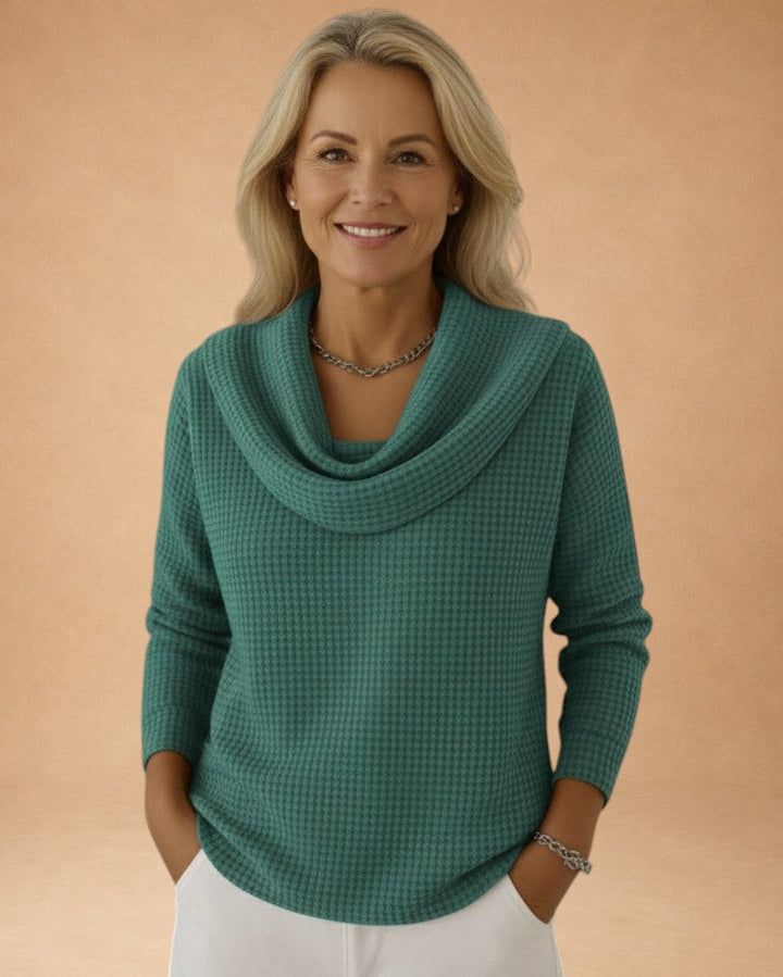 Marina – Warm Knitted Top with Waffle Texture and Elegant Draped Collar