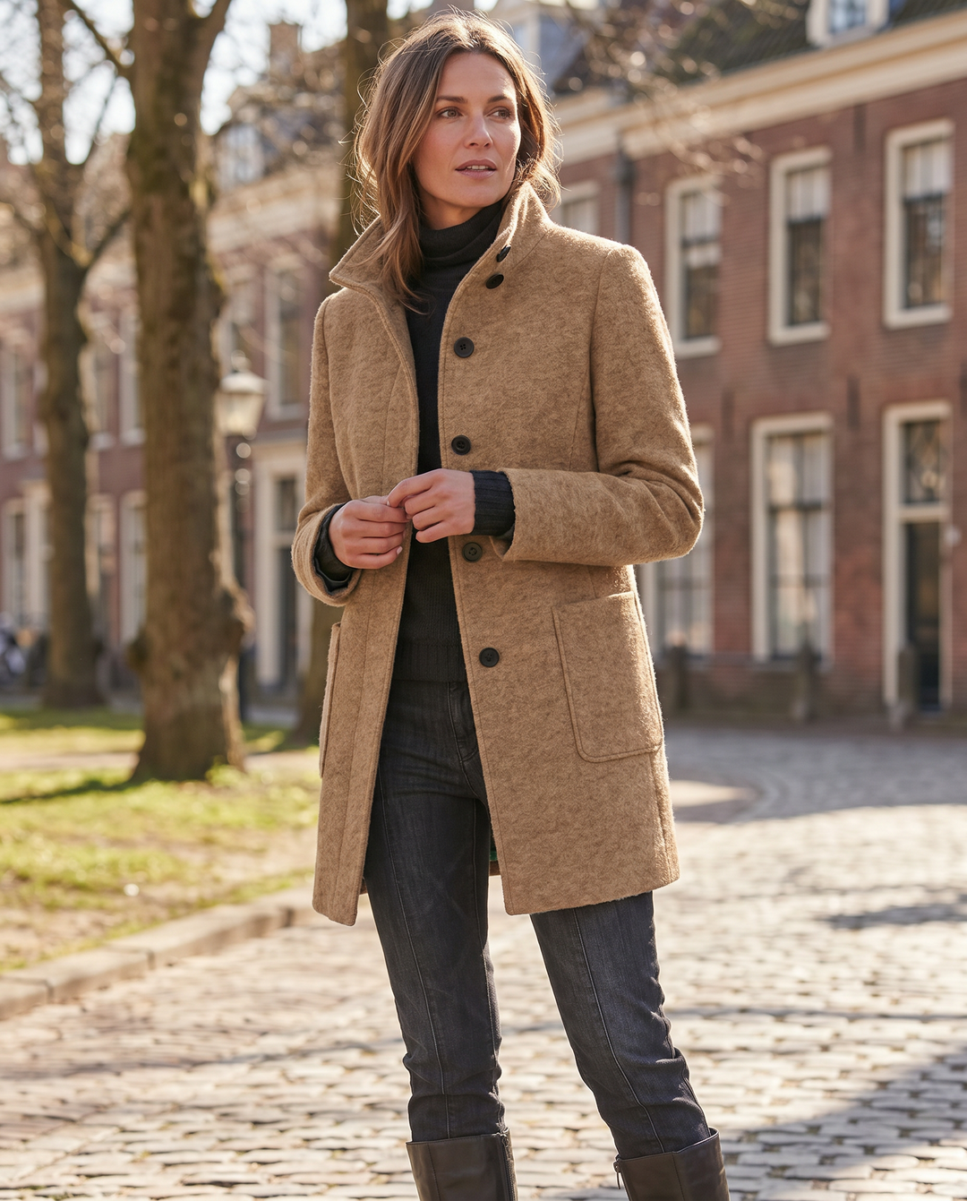 Vintage-Inspired Women's Wool Coat – Stylish High Collar for Effortless Chic