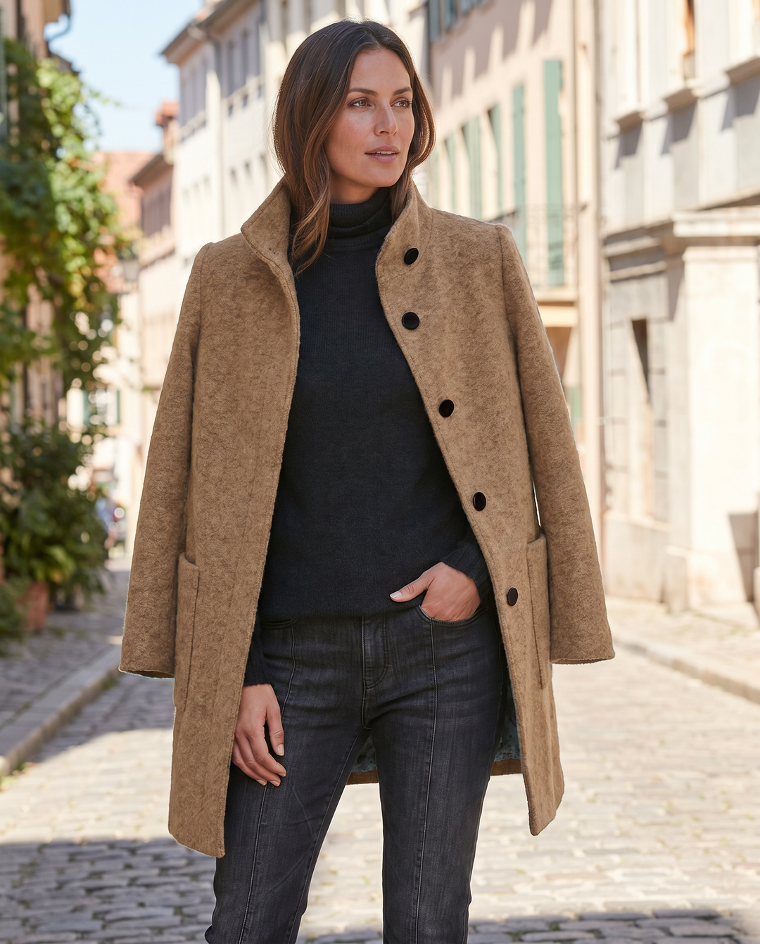 Vintage-Inspired Women's Wool Coat – Stylish High Collar for Effortless Chic
