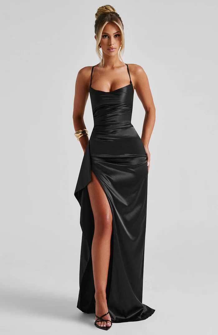 Sandra | Flowing Maxi Dress