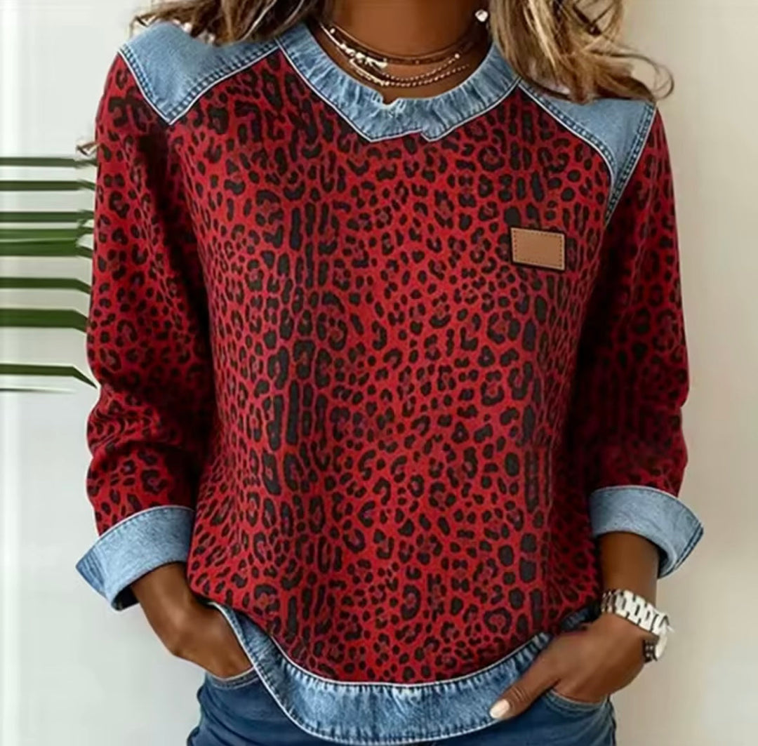 Aleid | Elegant Contrast Neck Sweater