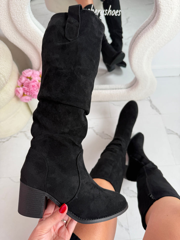 Mid-Calf Nariassenes Boots with Square Heel