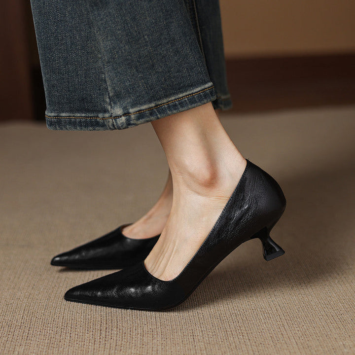 Authentic Leather Court Shoes Elar