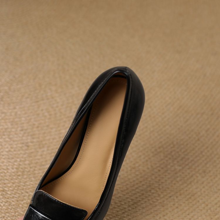 Clothing Heels
